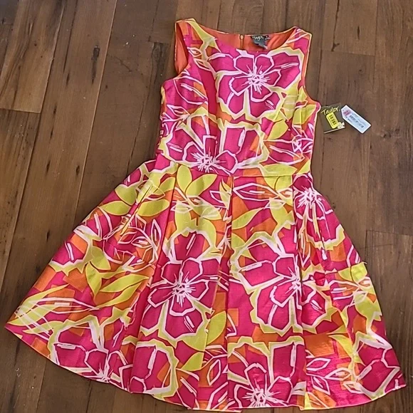 formal dress for fat Saylor Satin Pleated Floral Print Dress main image 0